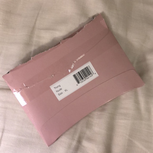 EBY Nude Thong xl - Picture 4 of 4